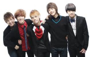 SHINee .